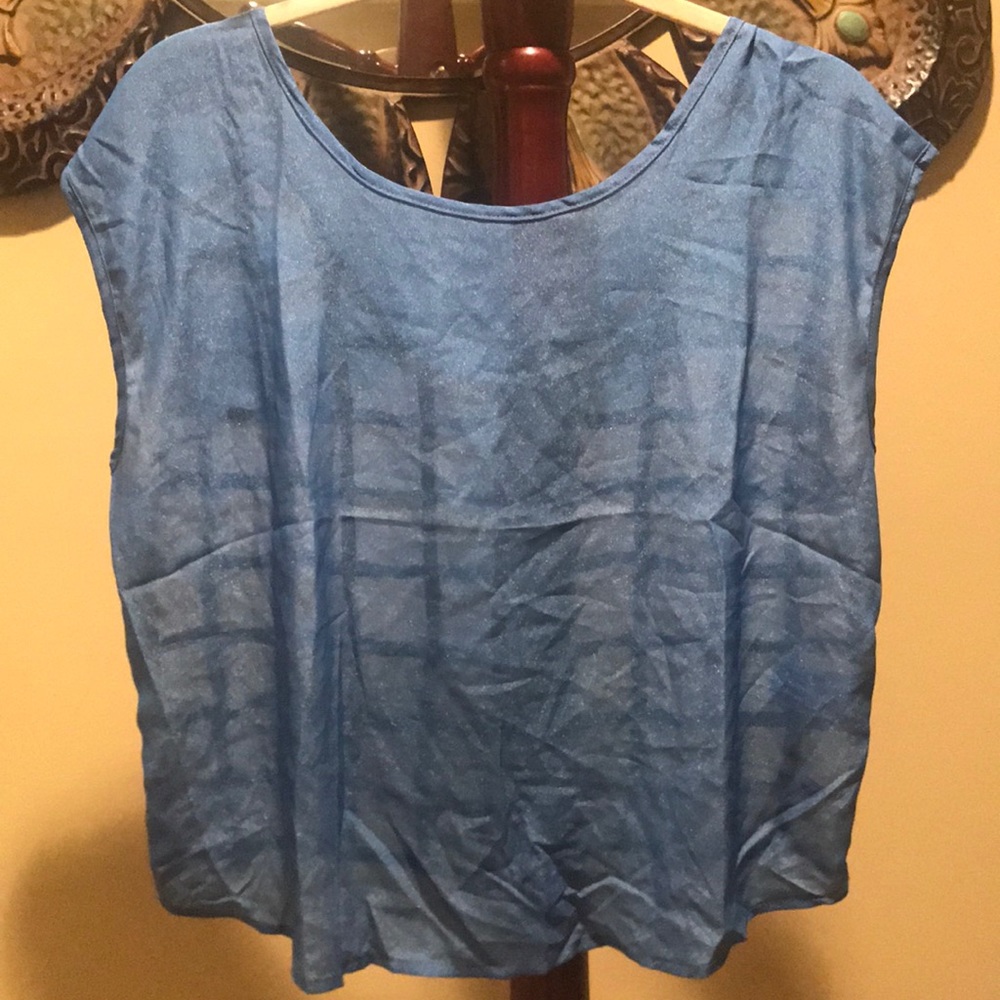 Ocean blue checkerboard top